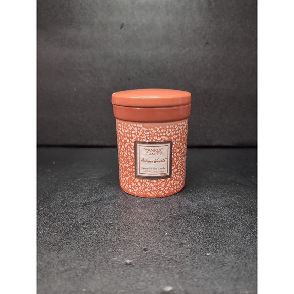 Yankee‎ Candle Autumn Wreath, 7 OZ Ceramic Jar, Candle with Lid, Scented Candle - Picture 1 of 9